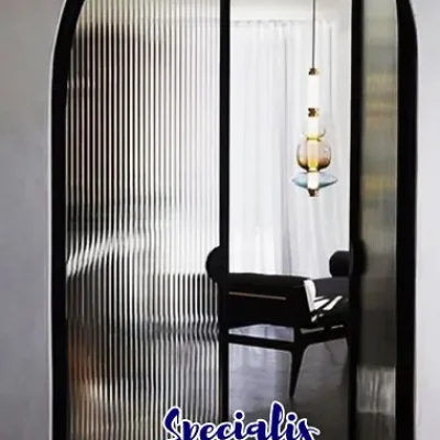 Pintu Kaca Buram