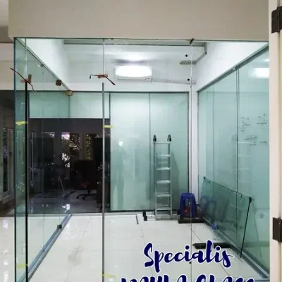 Pintu Kaca Tempered Floronges